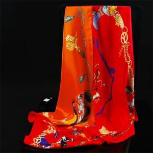 মহিলাদের জন্য সিল্ক স্কার্ফ